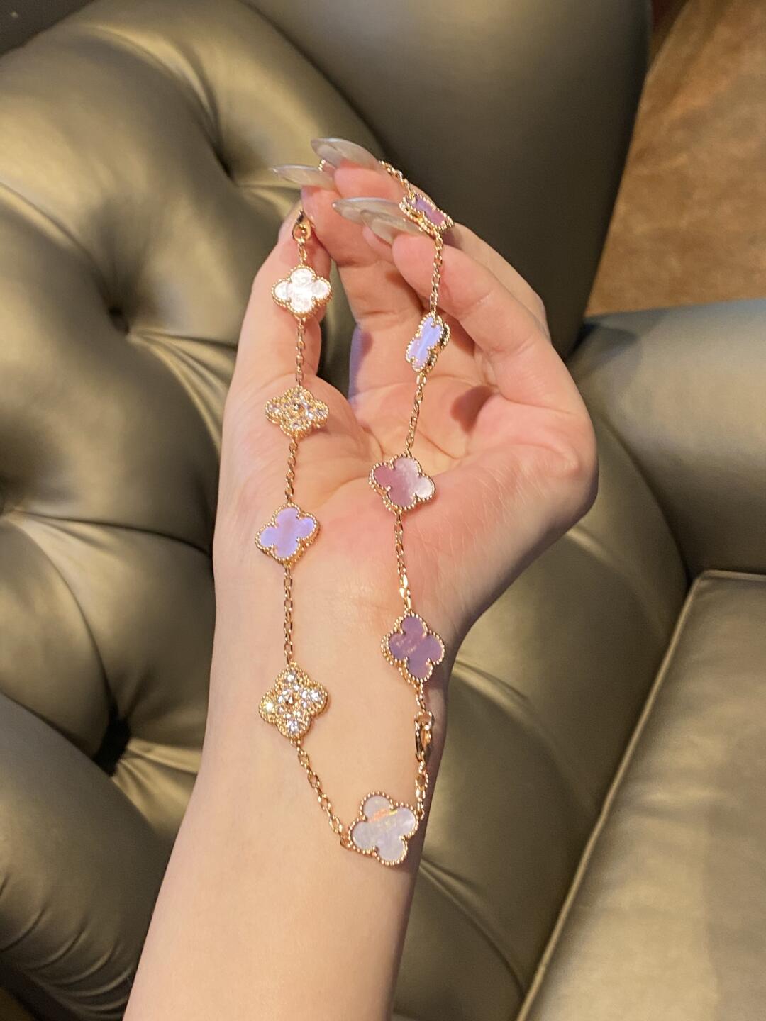 [CharmAmor]CLOVER 10 MOTIFS DIAMOND PINK MOP NECKLACE