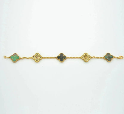 [CharmAmor] CLOVER 5 MOTIF GRAY MOP BRACELET COLLECTION