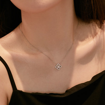 [CharmAmor]Exquisite Flower Shape Princess Cut Necklace