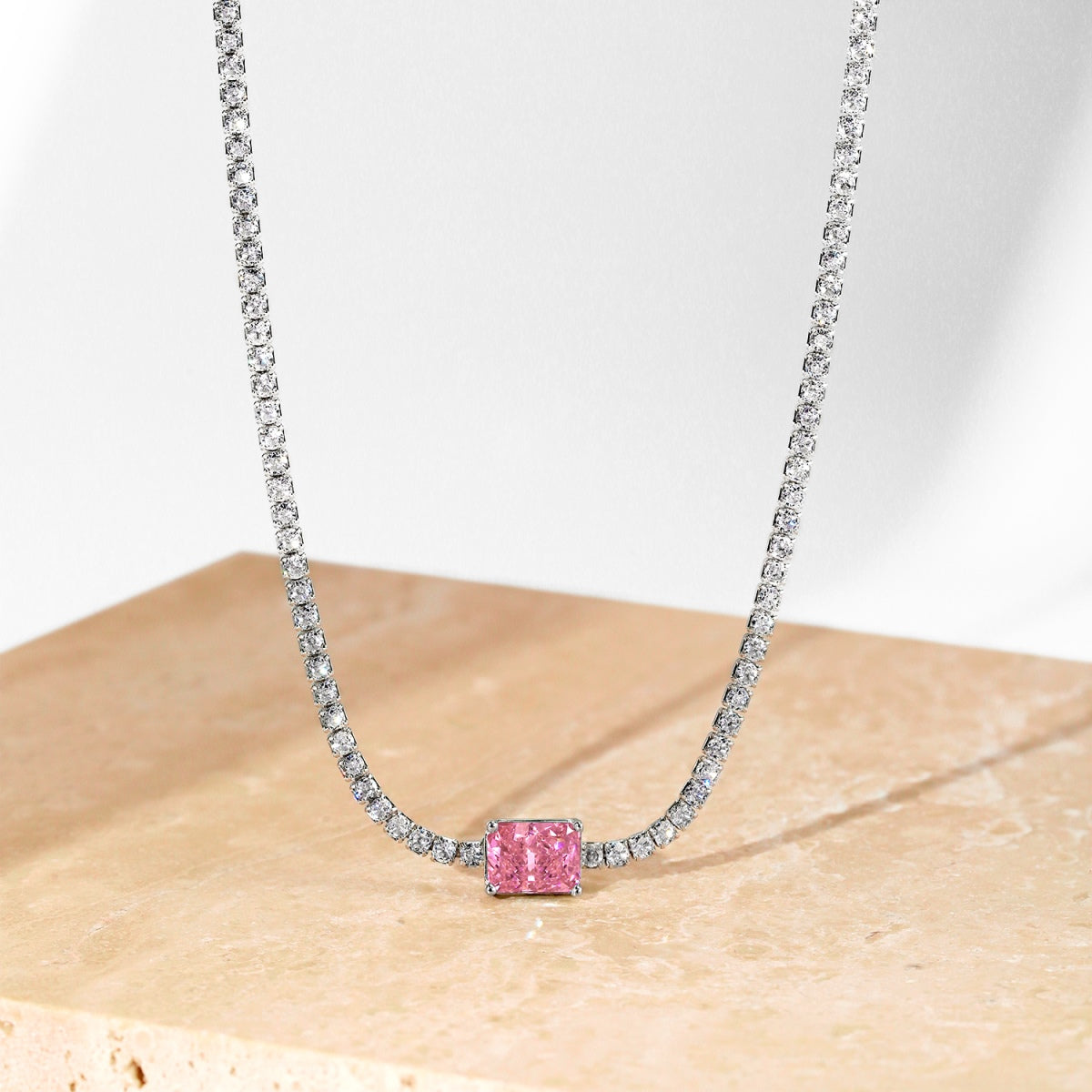 [CharmAmor]2.0 carat Ornate Emerald Cut Necklace