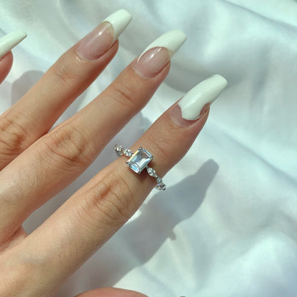 [CharmAmor]1.0 Carat Dainty Resplendent Radiant Cut Daily Ring