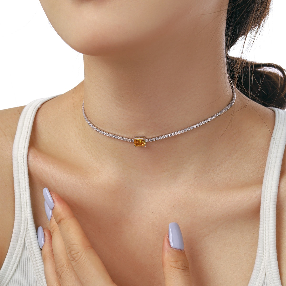 [CharmAmor]2.0 carat Ornate Emerald Cut Necklace