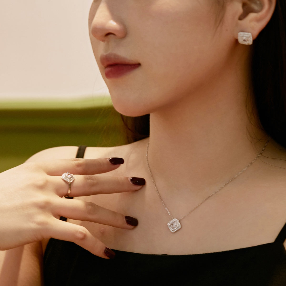 [CharmAmor]Sparkling Asscher Cut Necklace