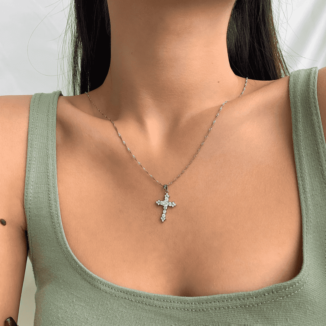 [CharmAmor]Delicate Cross Shape Necklace