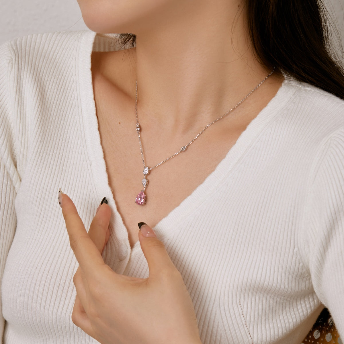 [CharmAmor]Dazzling Pear Cut Necklace