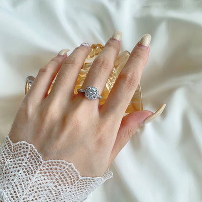 [CharmAmor]Dazzling Resplendent Round Cut Wedding Ring