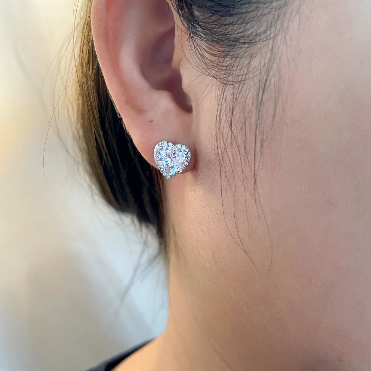 [CharmAmor]Sparkling Heart Shape Lover Earrings