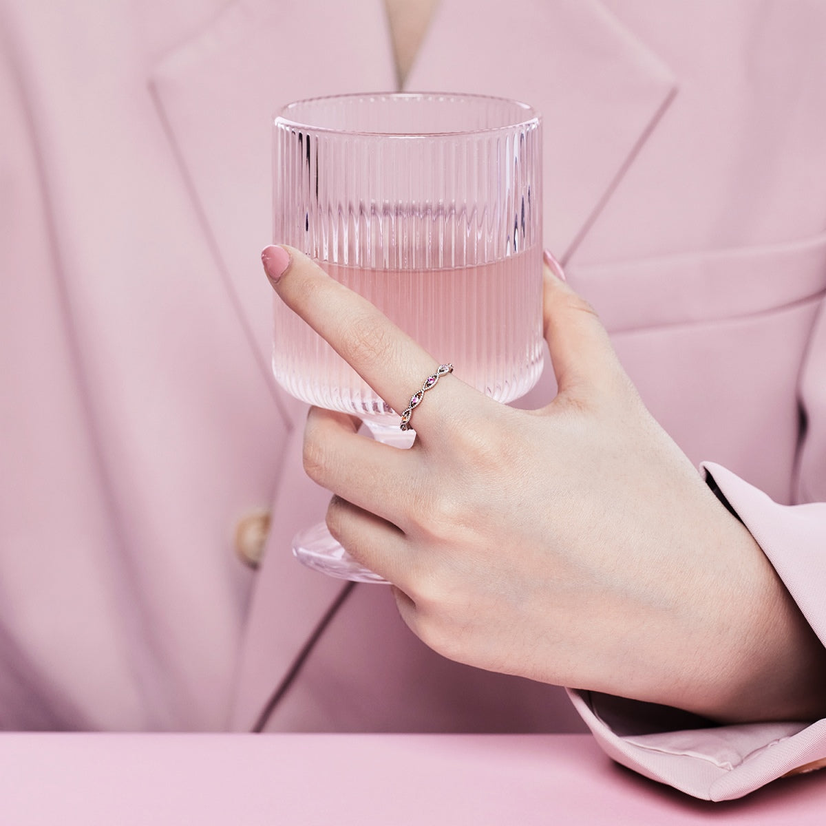 [CharmAmor]Elegant Energetic Round Cut Daily Ring