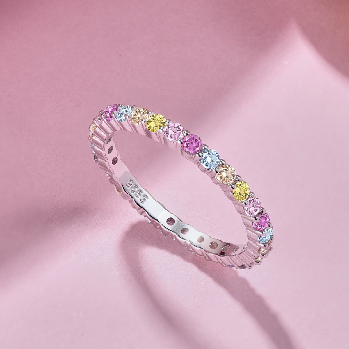 [CharmAmor]Elegant Vivid Round Cut Daily Ring