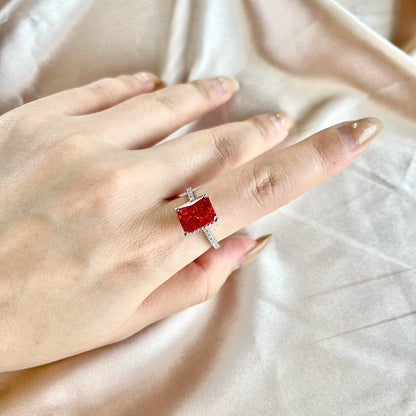 [CharmAmor]4.0 Carat Luxurious Engagement Ring