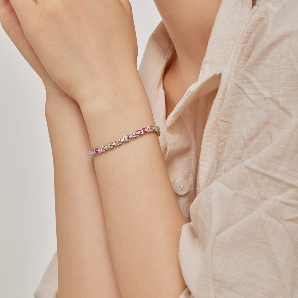 [CharmAmor]Unique Colorful Butterfly Shape Party Bracelet