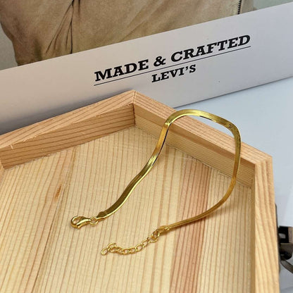 [CharmAmor]Flat Snake Bone Chain Blade Necklace