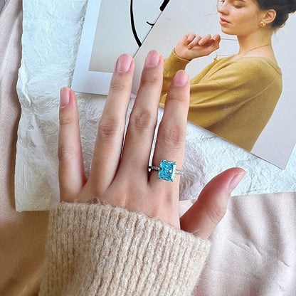 [CharmAmor]4.0 Carat Luxurious Engagement Ring