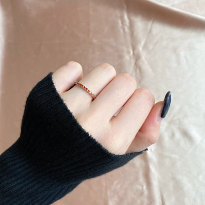 [CharmAmor]Delicate Sparkling Round Cut Daily Ring