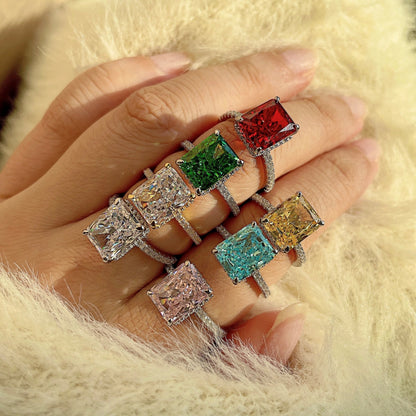 [CharmAmor]4.0 Carat Luxurious Engagement Ring