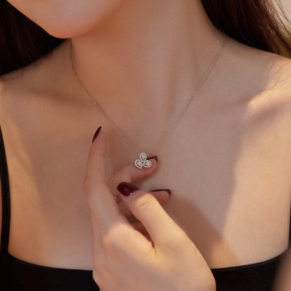 [CharmAmor]Elegant Flower Shape Pear Cut Necklace