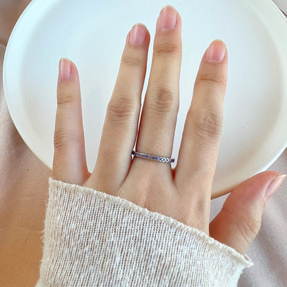 [CharmAmor]Delicate Sparkling Round Cut Daily Ring