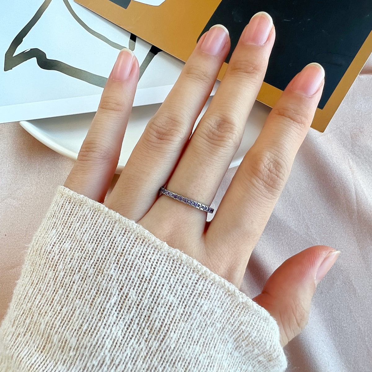 [CharmAmor]Delicate Sparkling Round Cut Daily Ring
