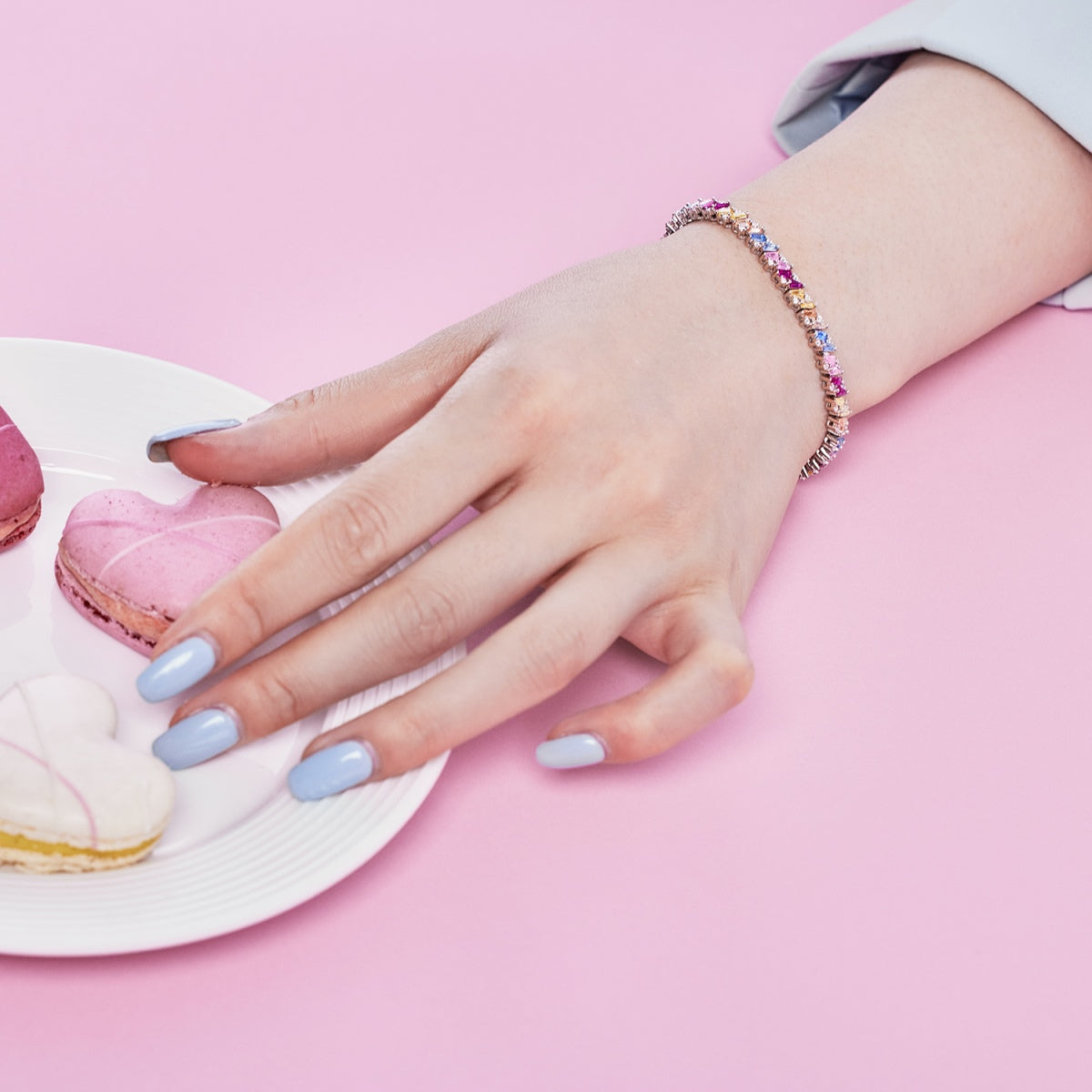 [CharmAmor]Ornate Sparkling Multi Cut Party Bracelet
