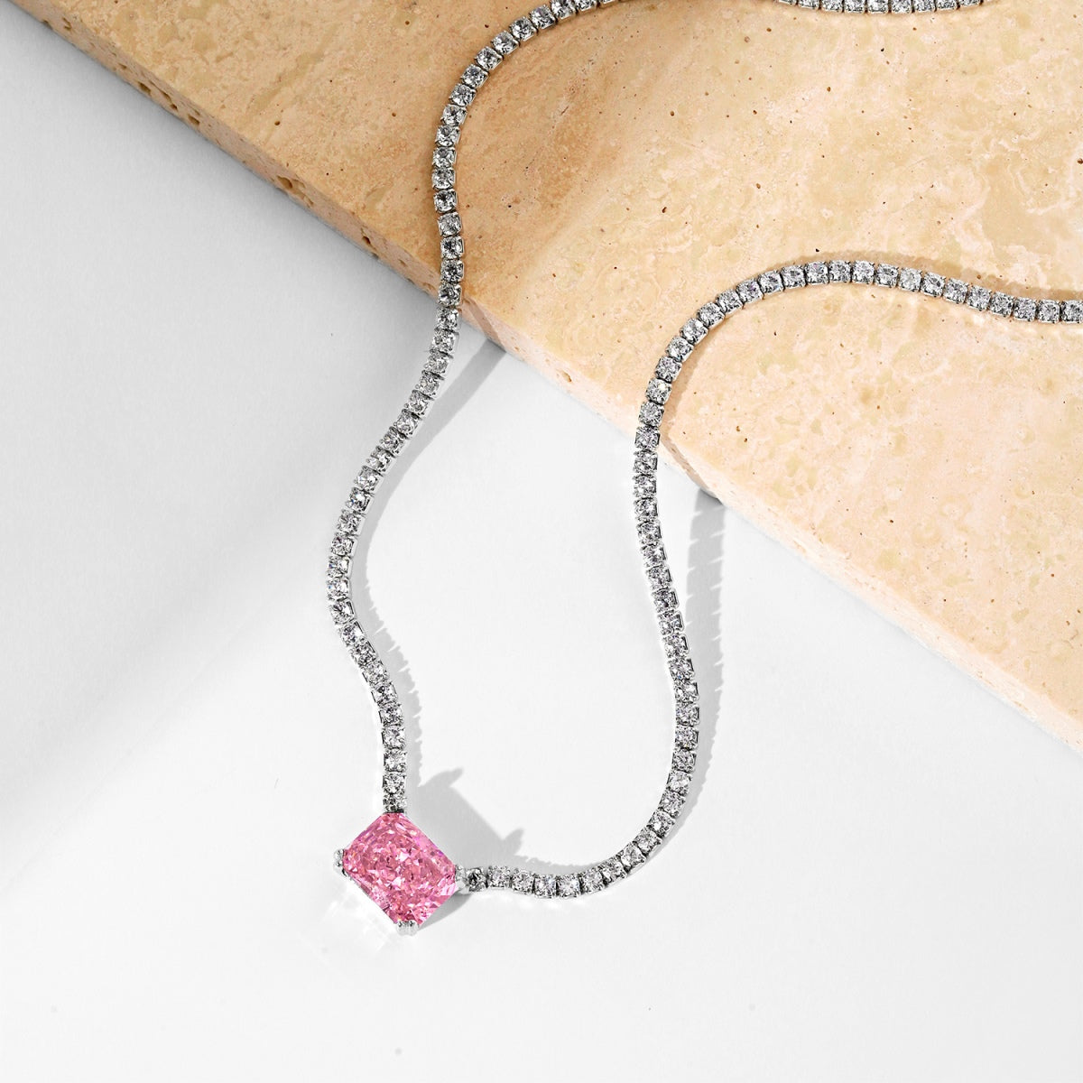 [CharmAmor]4.0 Carat Elegant Radiant Cut Necklace