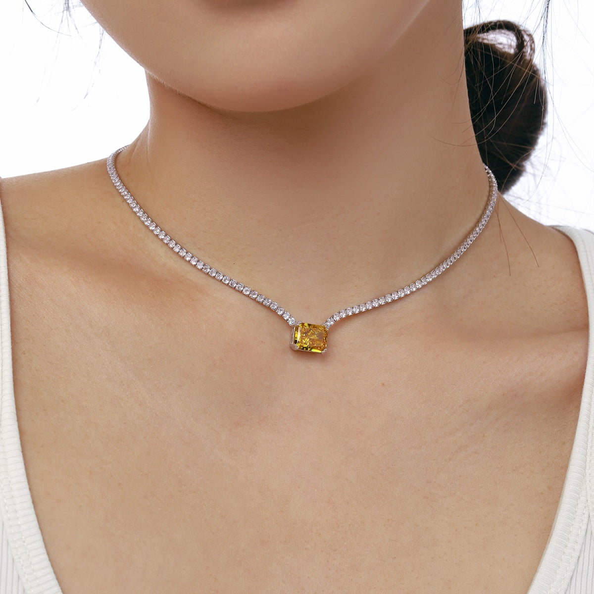 [CharmAmor]4.0 Carat Elegant Radiant Cut Necklace