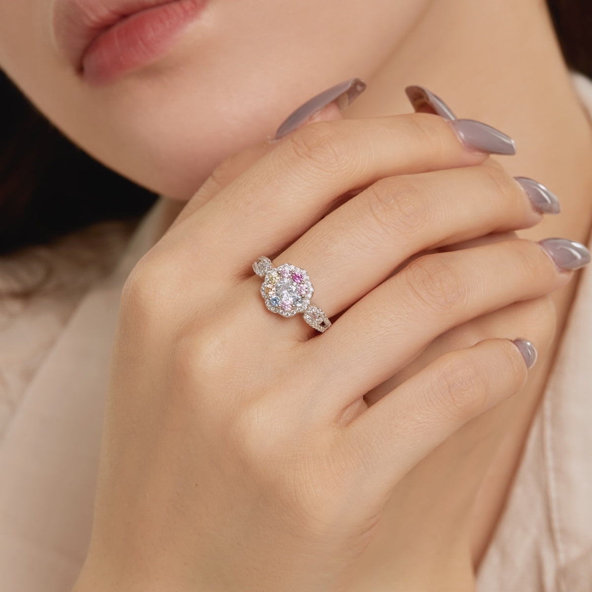 [CharmAmor]Delicate Colorful Round Cut Flower Shape Wedding Ring