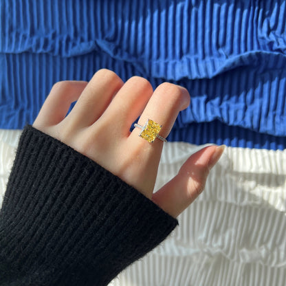 [CharmAmor]4.0 Carat Luxurious Engagement Ring