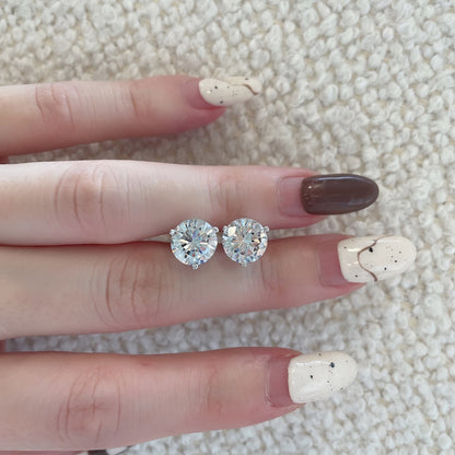 [CharmAmor]Dainty Round Shape Earrings
