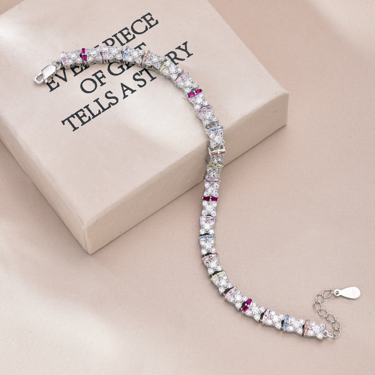 [CharmAmor]Unique Colorful Flower Shape Daily Bracelet