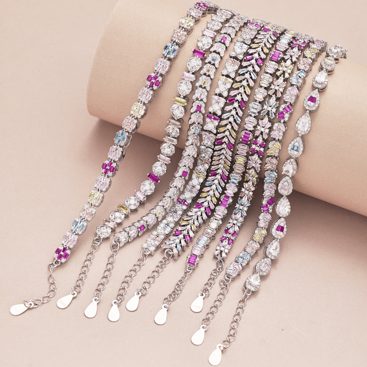 [CharmAmor]Unique Colorful Flower Shape Daily Bracelet