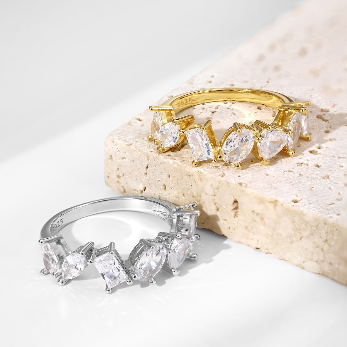 [CharmAmor]Delicate Multi Cut Ring