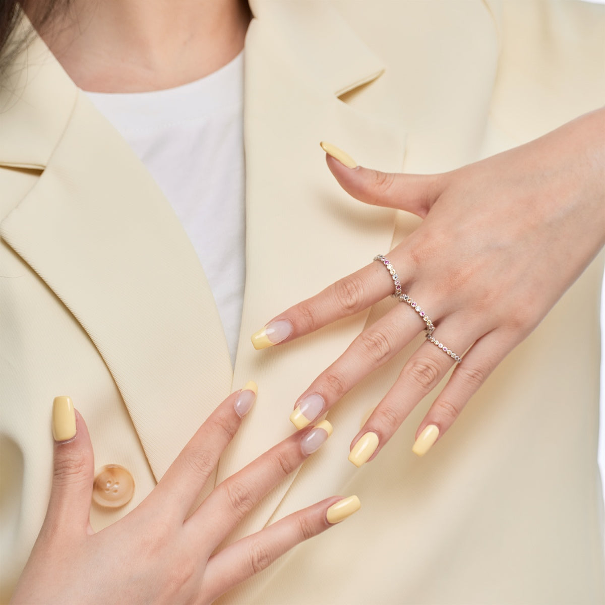 [CharmAmor]Elegant Vivid Round Cut Daily Ring