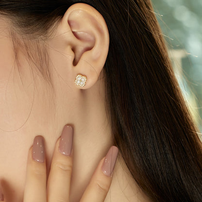 [CharmAmor]Four-Leaf Clover Flower Shaped Earrings