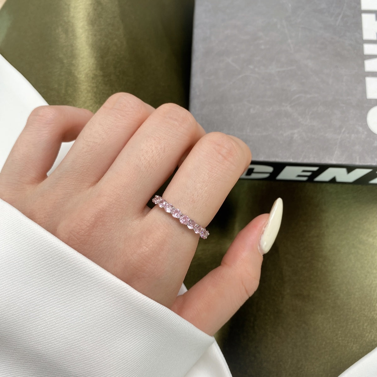 [CharmAmor]Sparkling Round Cut Tennis Ring