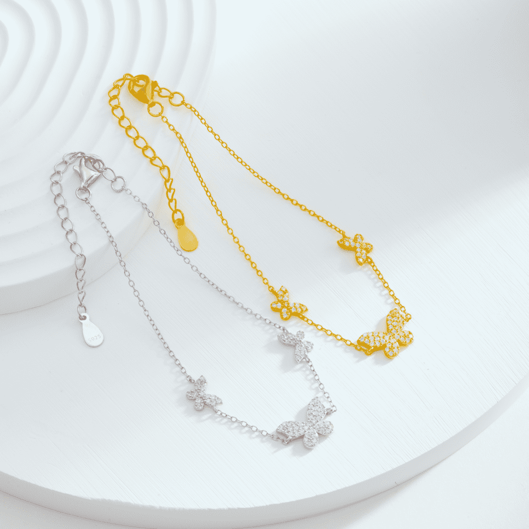 [CharmAmor]Delicate Butterfly Pendant Bracelet