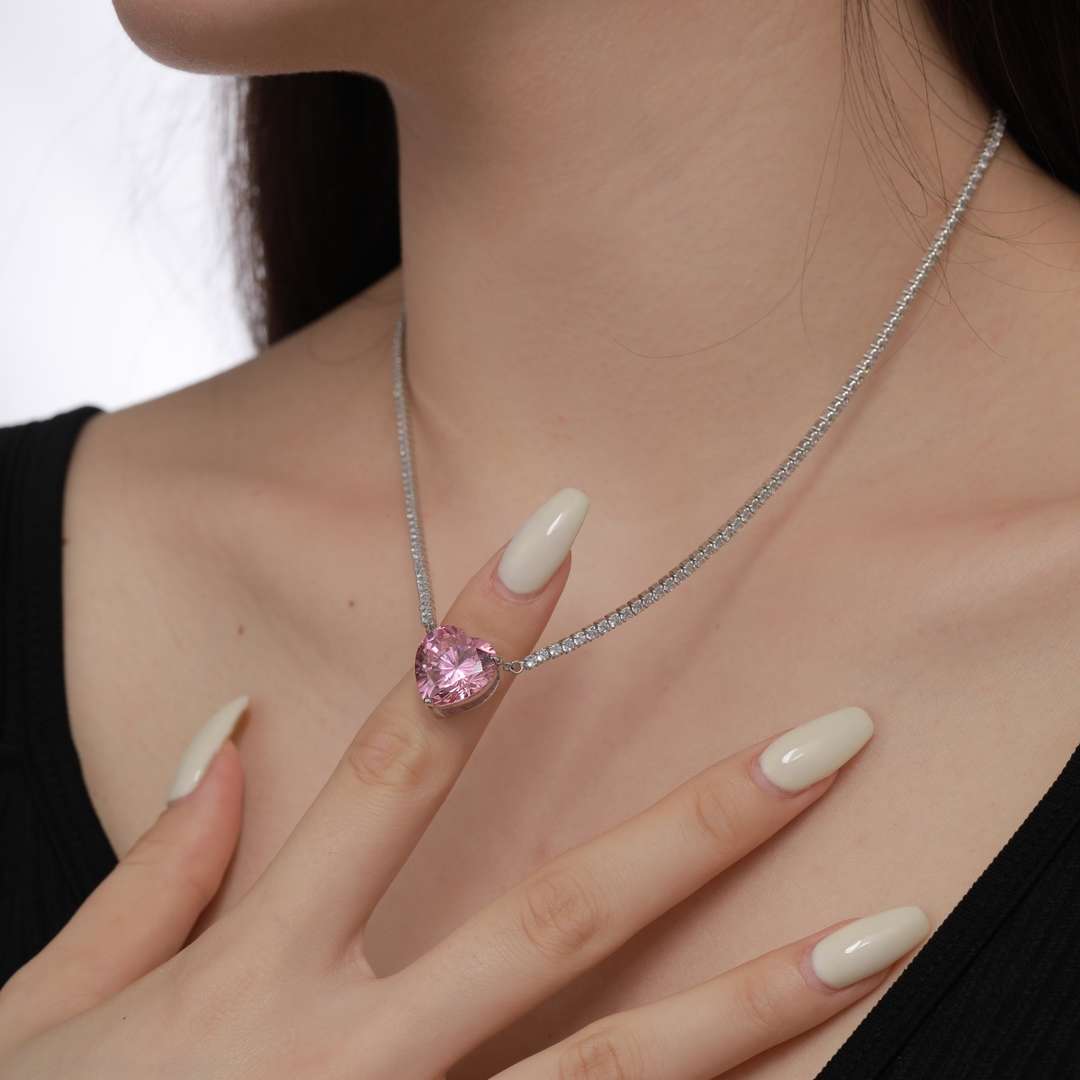 [CharmAmor]8.0 Carat Versatile Colorful Sweet Heart-Shaped Tennis Necklace