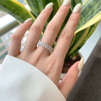 [CharmAmor]Ornate Oval Cut Tennis Ring