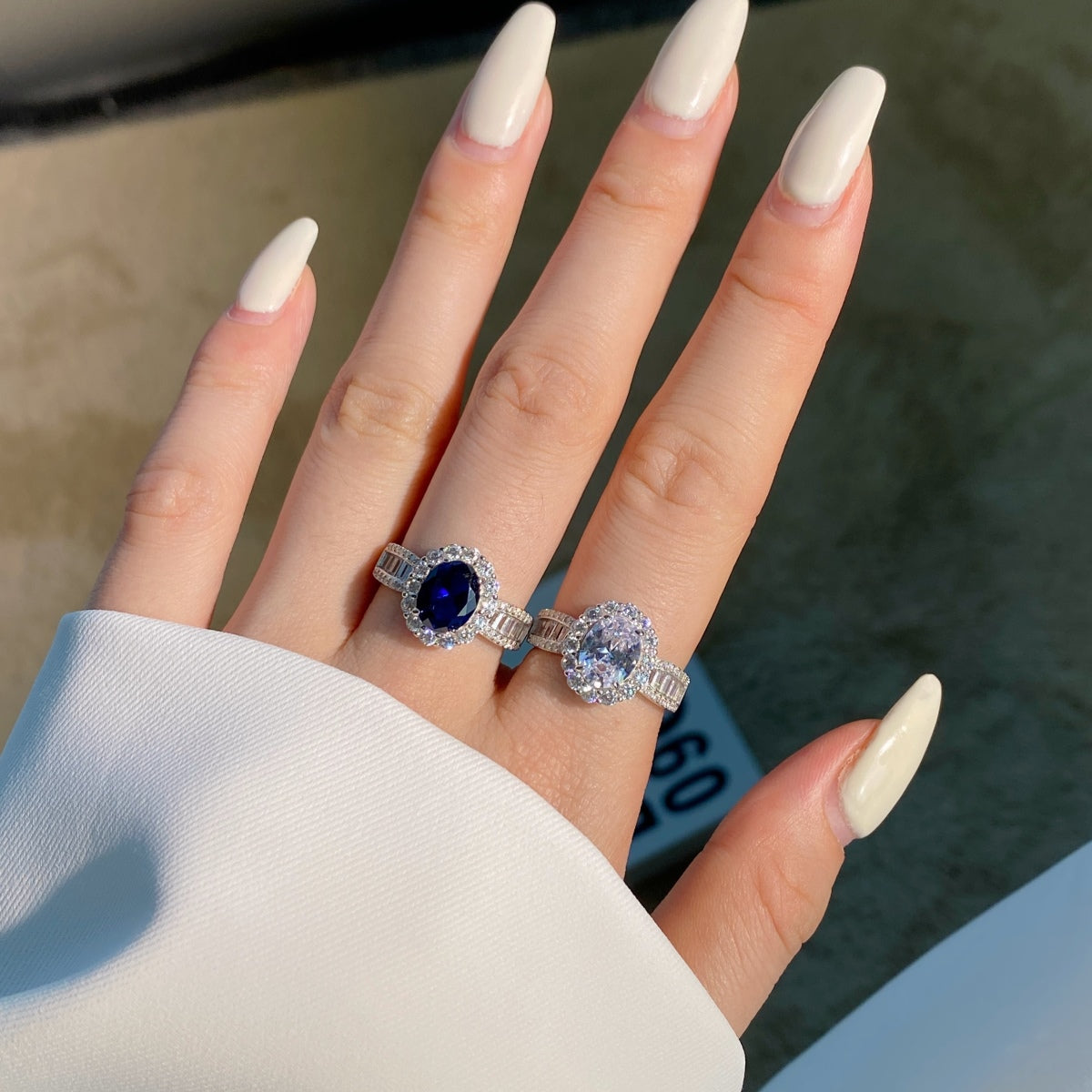 [CharmAmor]1.5 Carat Dazzling Charming Oval Cut Banquet Ring