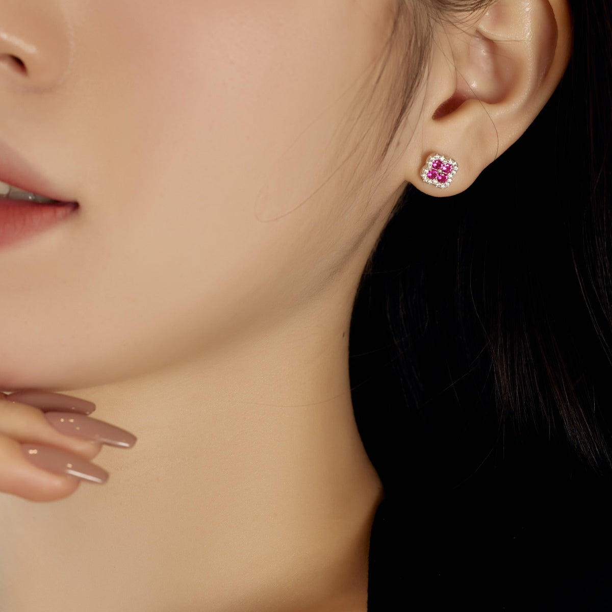 [CharmAmor]Four-Leaf Clover Flower Shaped Earrings