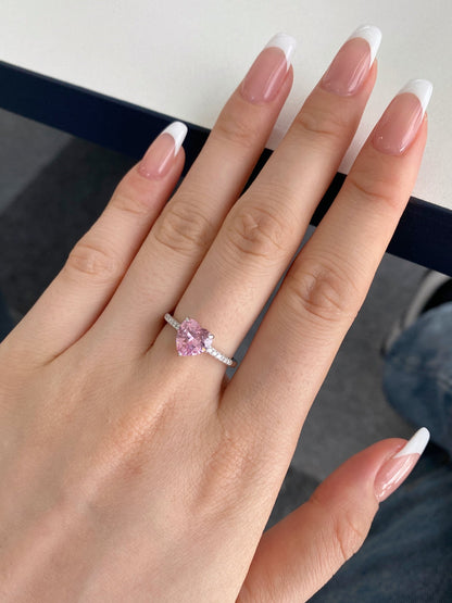 [CharmAmor]2.0 Carat Dazzling Lustrous Heart Cut Lover Ring