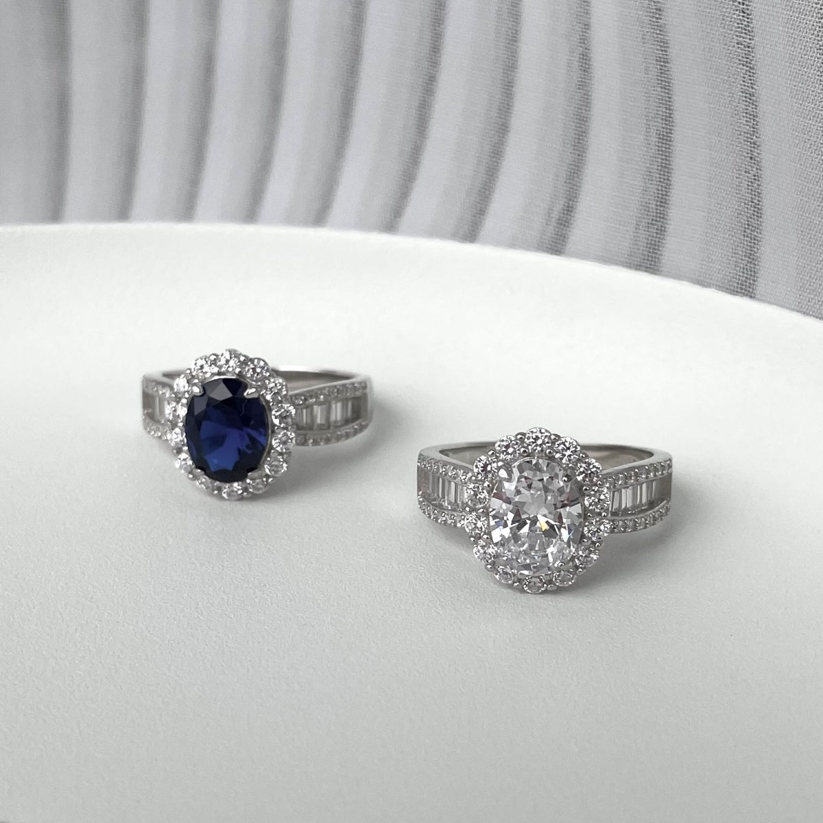 [CharmAmor]1.5 Carat Dazzling Charming Oval Cut Banquet Ring