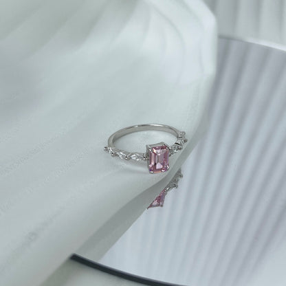 [CharmAmor]1.0 Carat Dainty Resplendent Radiant Cut Daily Ring