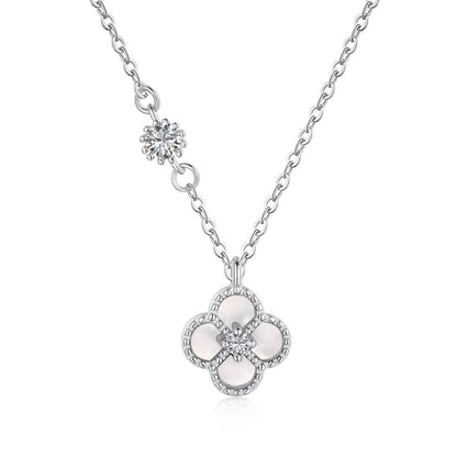 [CharmAmor]Delicate Flower Shape Necklace