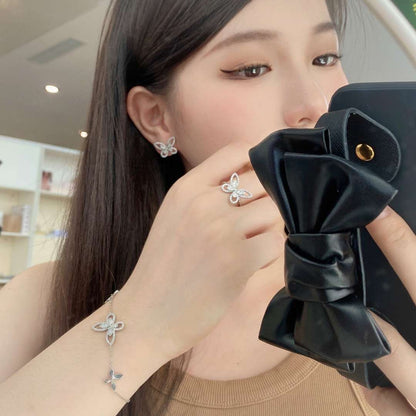 [CharmAmor]Delicate Butterfly Pendant Bracelet