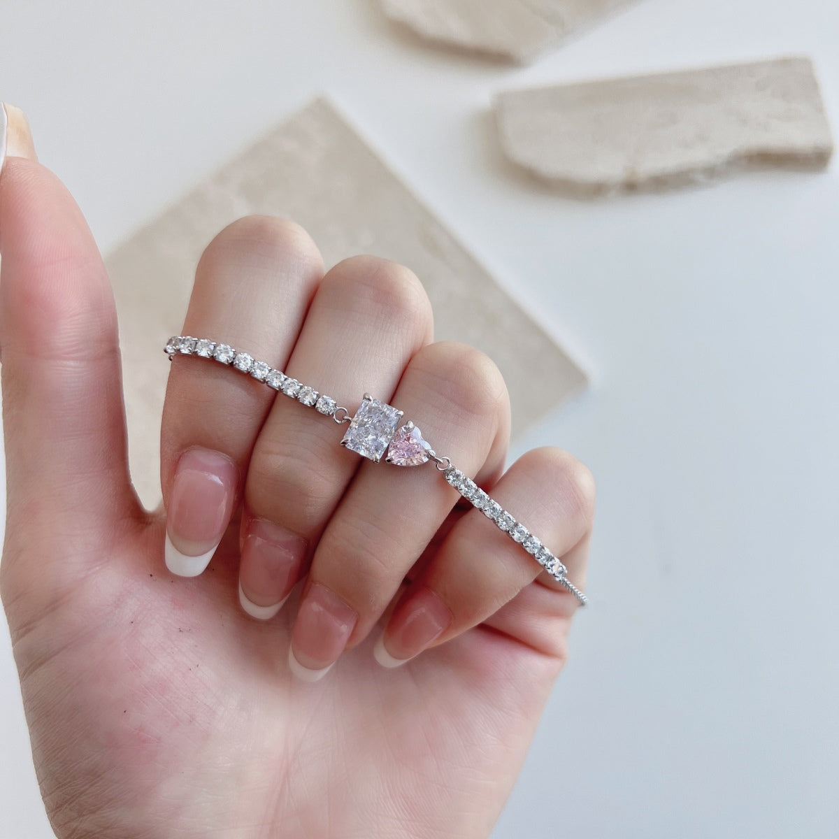 [CharmAmor]Dazzling Unique Multi Shape Lover Bracelet