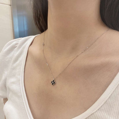 [CharmAmor]Delicate Flower Shape Necklace
