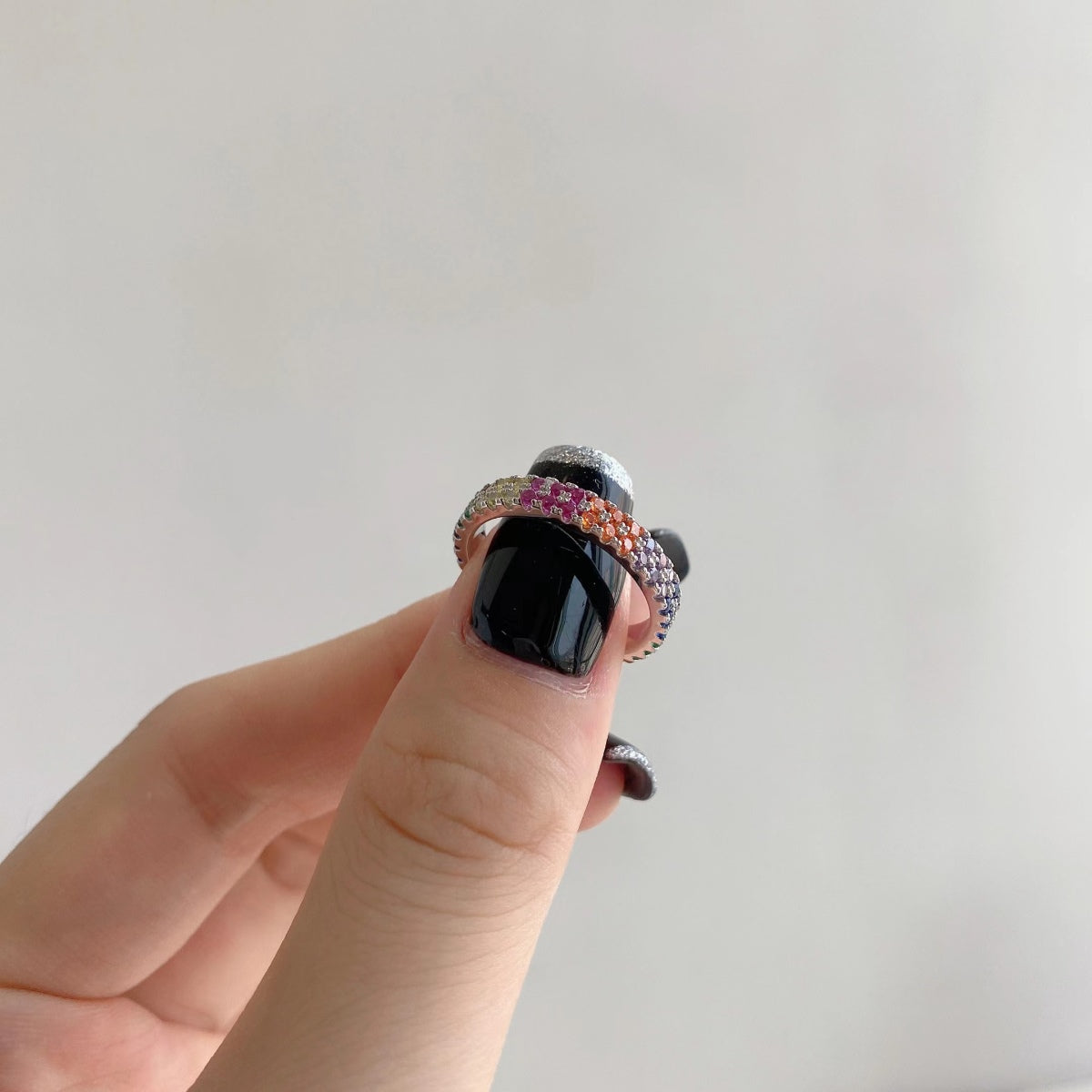 [CharmAmor]Unique Colorful Round Cut Tennis Ring