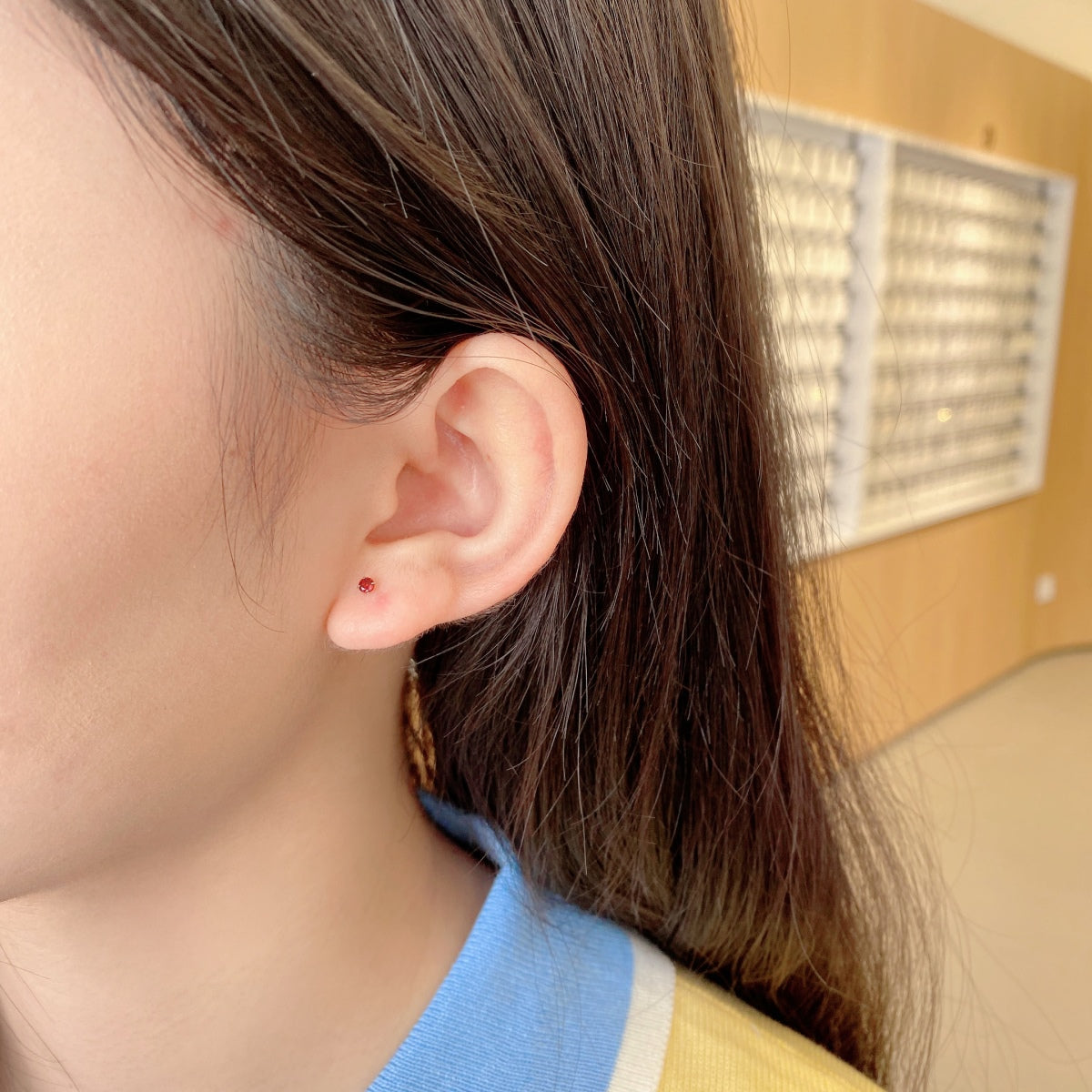 [CharmAmor]Delicate Solitaire Earrings
