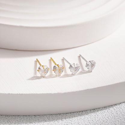 [CharmAmor]Sparkling Heart Shaped Simple Earrings