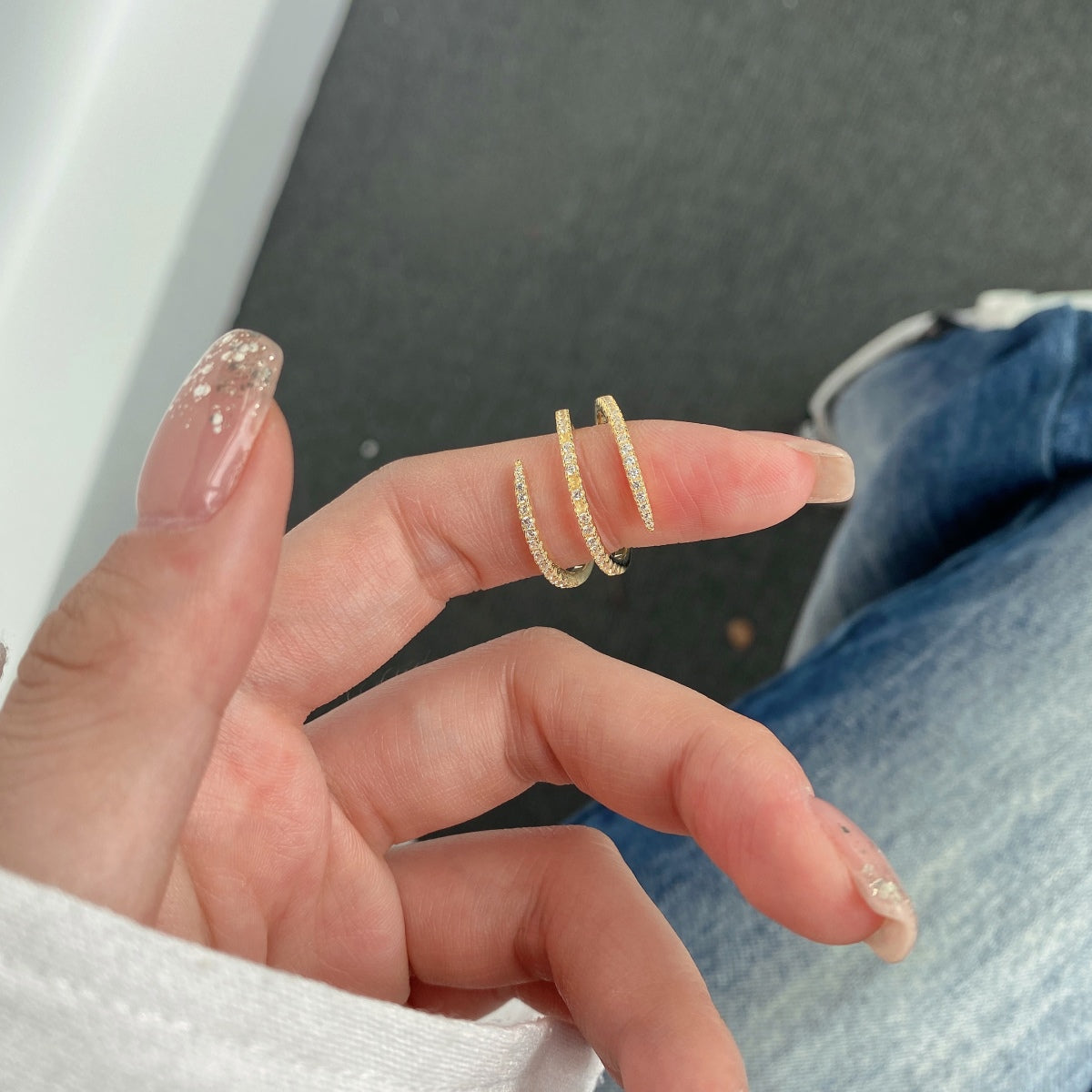 [CharmAmor]Unique Vibrant Entangle Daily Ring